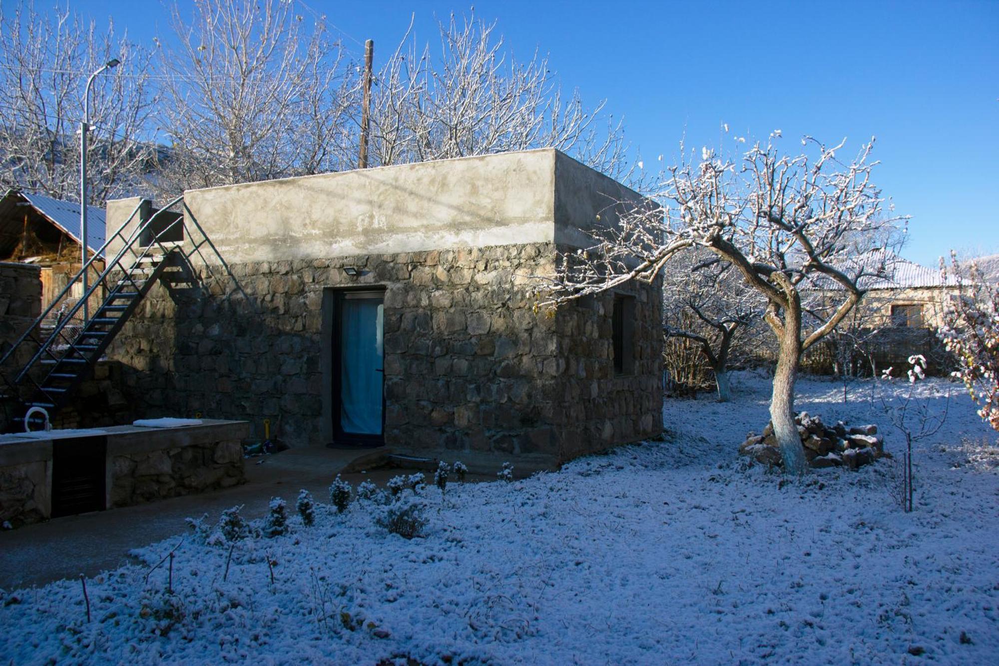 Zove Rural Cottage With Garden Views K'arashamb Luaran gambar