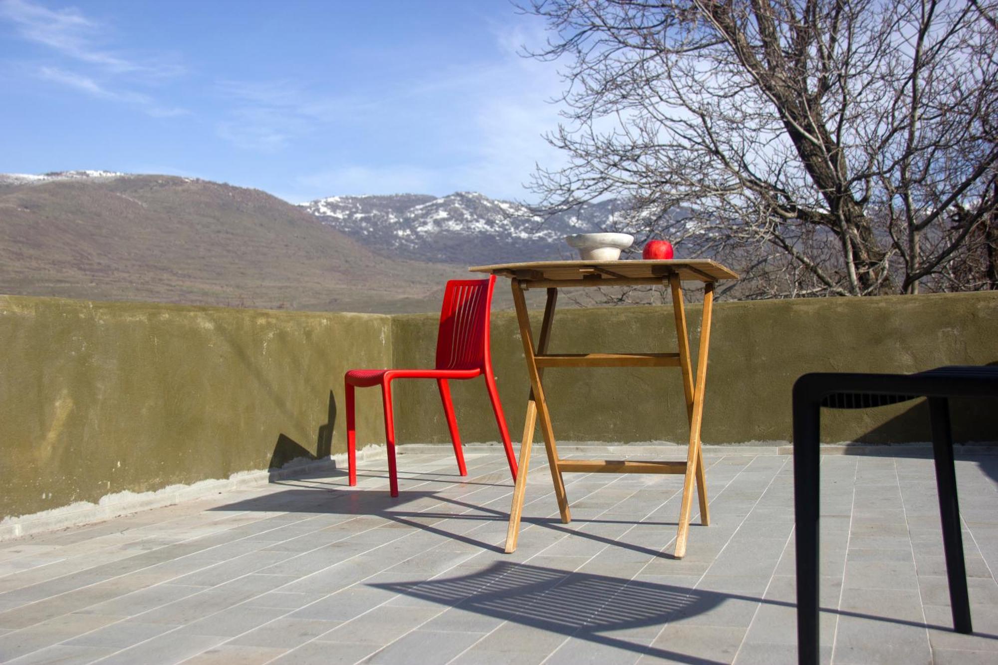 Zove Rural Cottage With Garden Views K'arashamb Luaran gambar